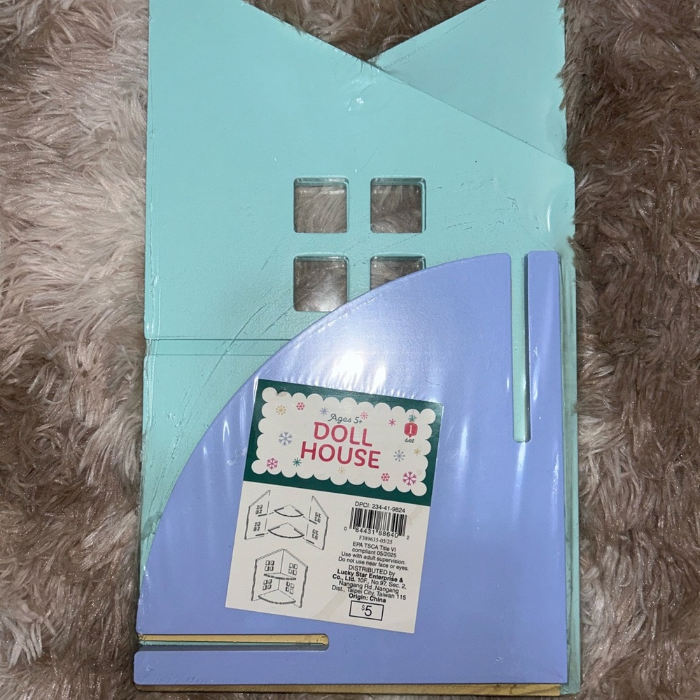 NEW Kids Girls Gift Basket - Gift Bundle Mystery Box- T Swift, Crafts & More! - Picture 5 of 6